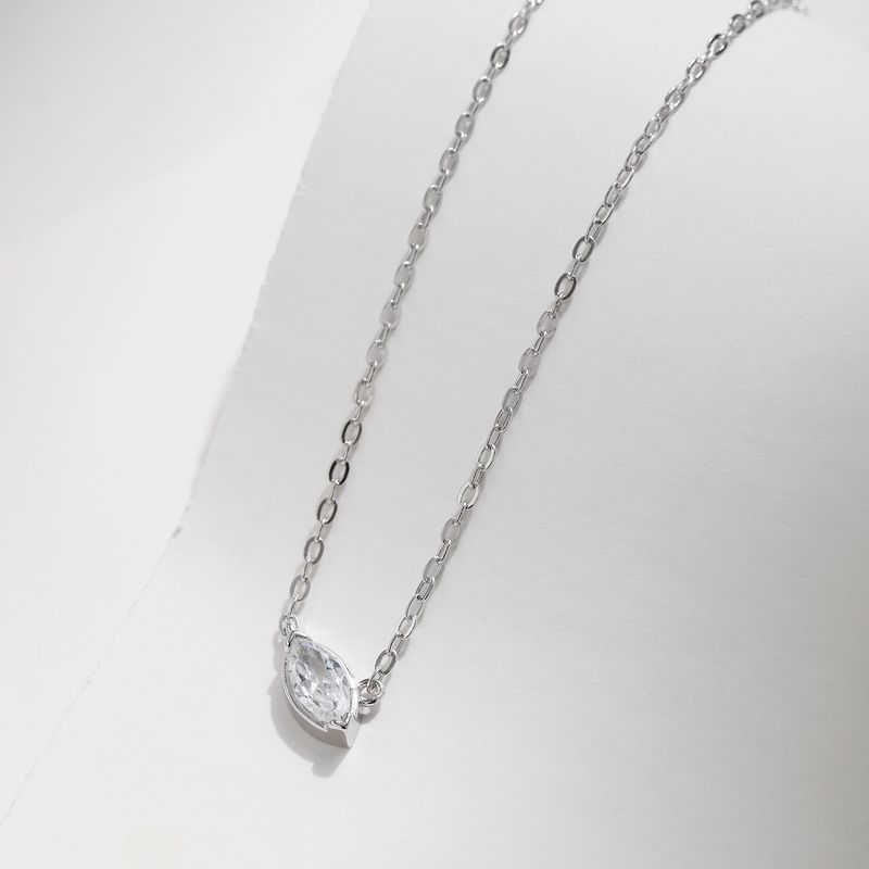 Sterling Silber Versilbert Elegant Einfacher Stil Überzug Inlay Oval Zirkon Halskette Mit Anhänger