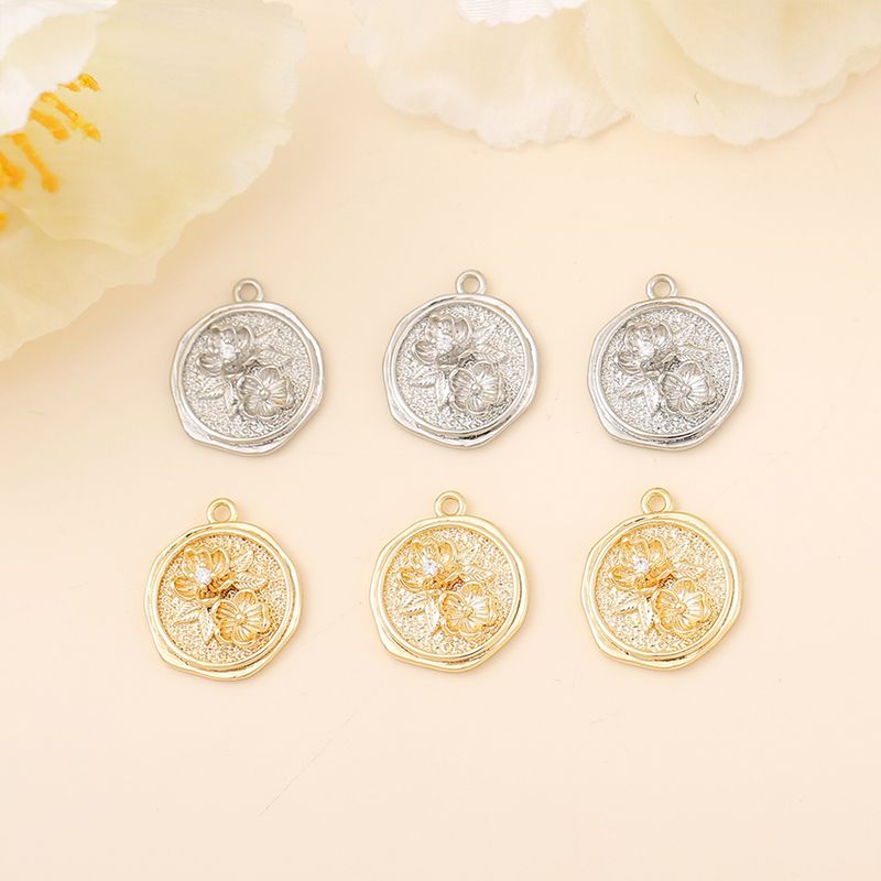 1 Piece 17 * 15mm Copper Zircon 18K Gold Plated White Gold Plated Leaf Round Flower Polished Pendant