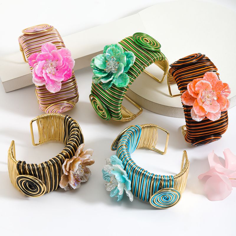 Retro Classic Style Flower Alloy Plating Women's Bangle