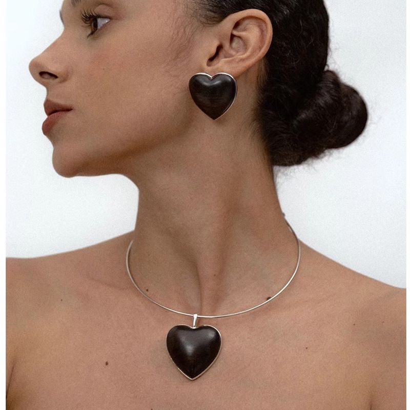 Sandelholz Kupfer Einfacher Stil Klassischer Stil Herzform Halsband
