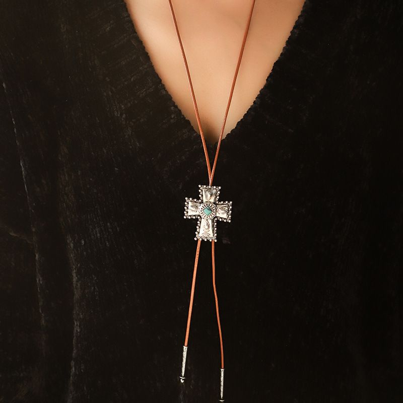 Ethnic Style Heart Shape Alloy Inlay Turquoise Women's Pendant Necklace