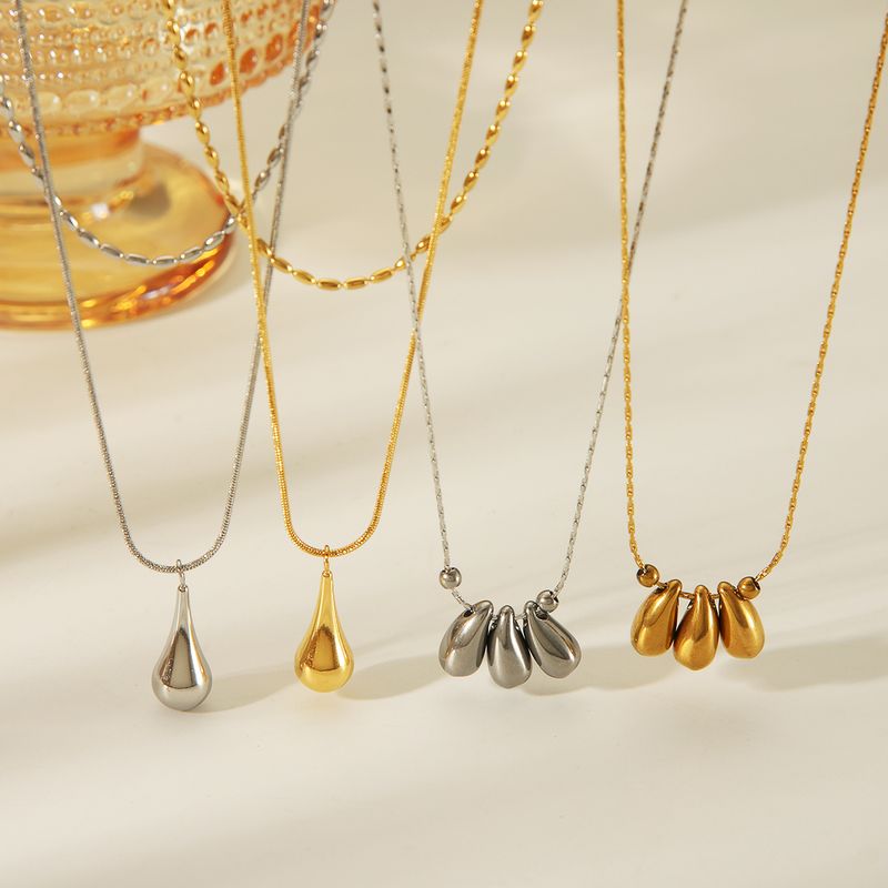 304 Stainless Steel 18K Gold Plated Vintage Style Exaggerated Formal Water Droplets Pendant Necklace