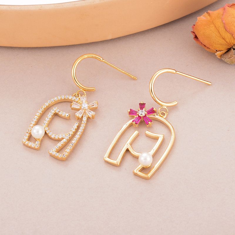 1 Pair Lady Geometric Inlay Copper Artificial Pearls Zircon 18K Gold Plated Drop Earrings