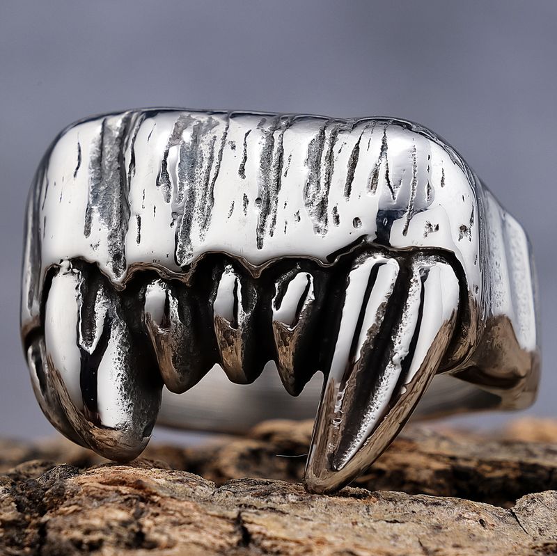 Hip-Hop Streetwear Geometric 304 Stainless Steel Carving Men's Rings