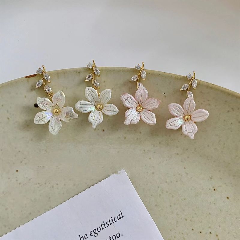 1 Pair Modern Style Sweet Flower Plating Inlay Alloy Rhinestones 14K Gold Plated Drop Earrings