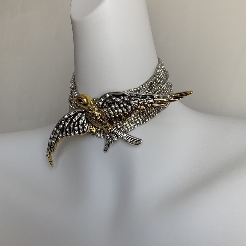 Großhandel Schmuck Glam Retro Tier Legierung Kupfer Strasssteine Vergoldet Versilbert Überzug Inlay Halsband
