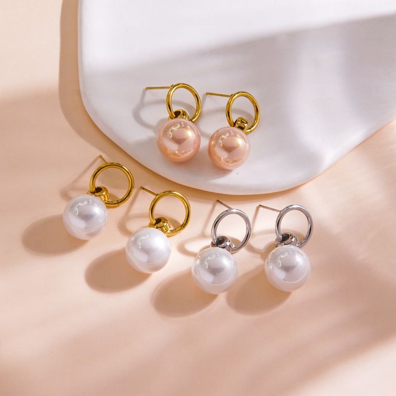 1 Pair Elegant Simple Style Round Inlay 304 Stainless Steel Freshwater Pearl Pearl 14K Gold Plated Drop Earrings