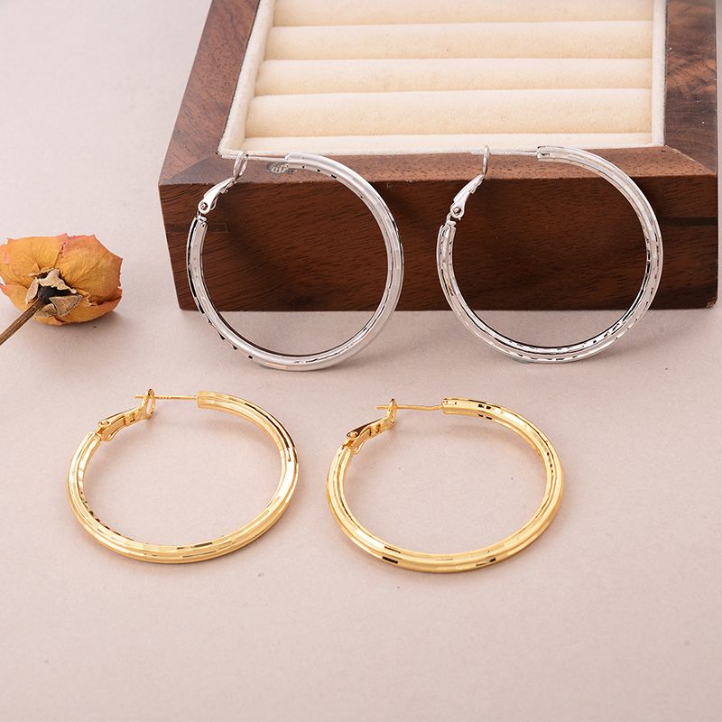 1 Pair Simple Style Solid Color Copper 18K Gold Plated Palladium White K Earrings