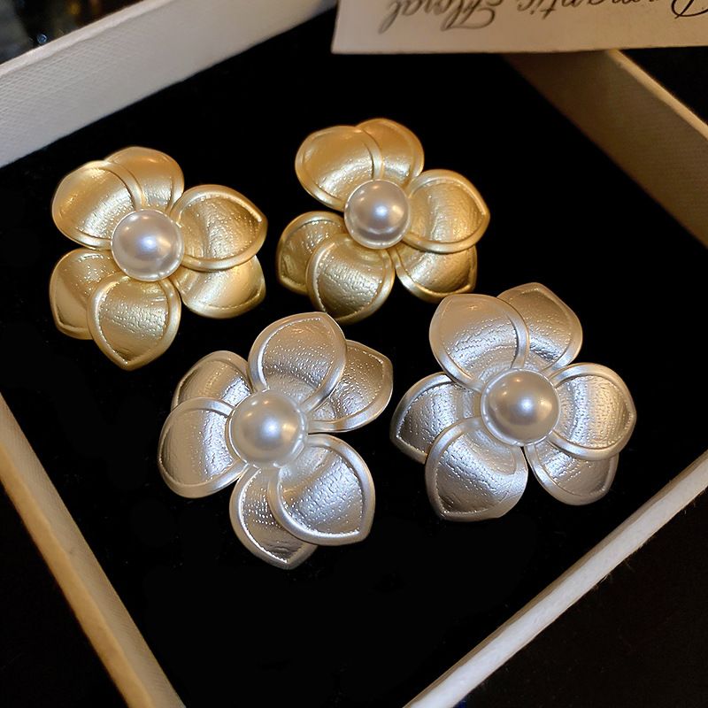 1 Pièce Rétro Fleur Incruster Alliage Perles Artificielles Boucles D'Oreilles