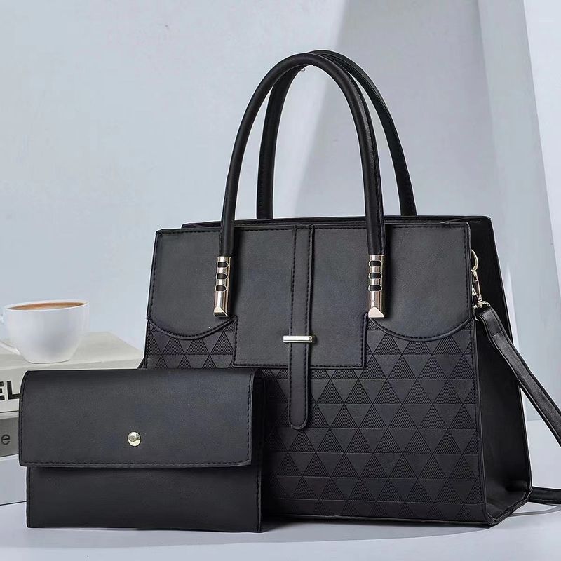 Women's Medium Pu Leather Triangle Geometric Classic Style Zipper Buckle Bag Sets