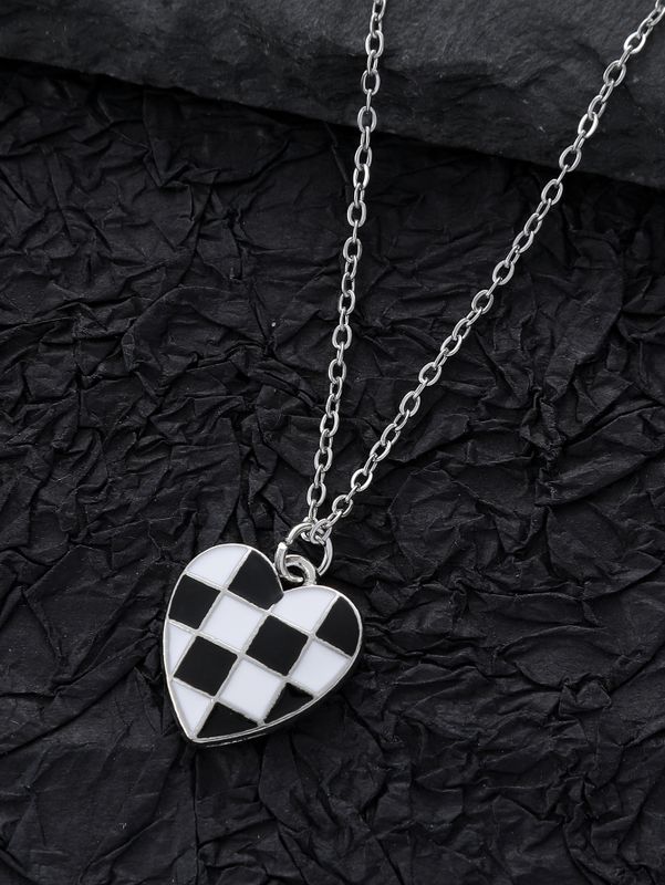 Alloy Resin Cute Heart Shape Inlay Resin Pendant Necklace