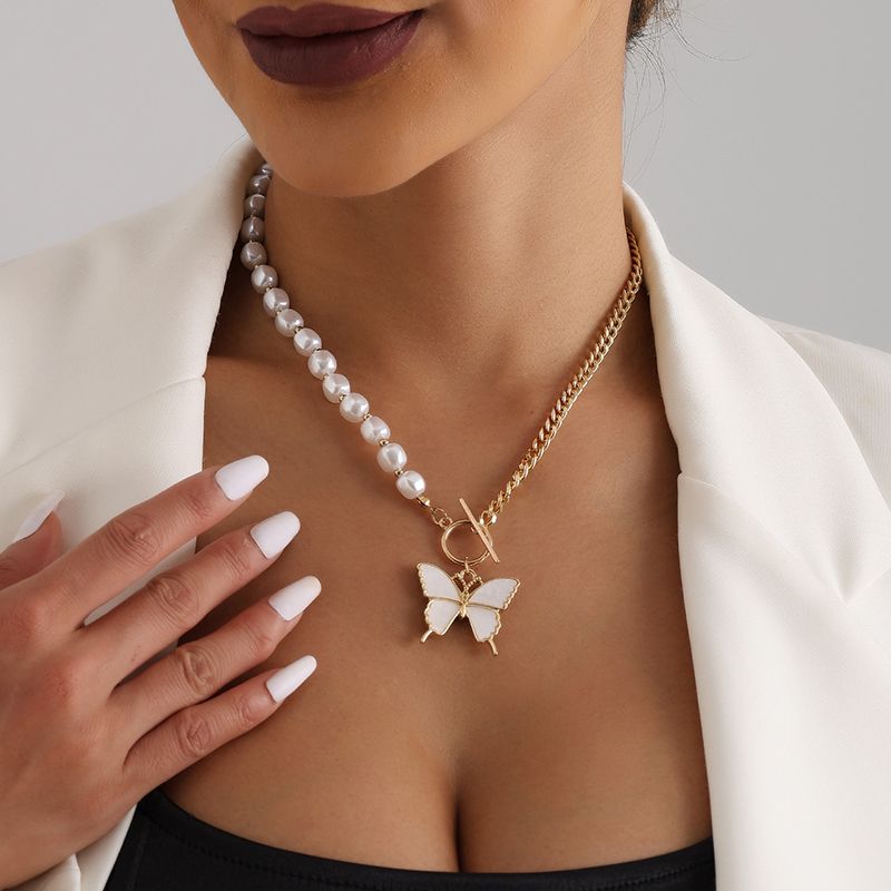 Elegant Pentagram Heart Shape Butterfly Alloy Plastic Patchwork Women's Pendant Necklace