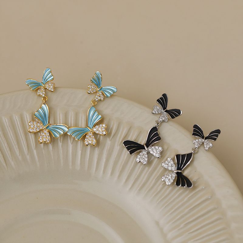 1 Paar Einfacher Stil Klassischer Stil Schmetterling Überzug Kupfer 18 Karat Vergoldet Tropfenohrringe