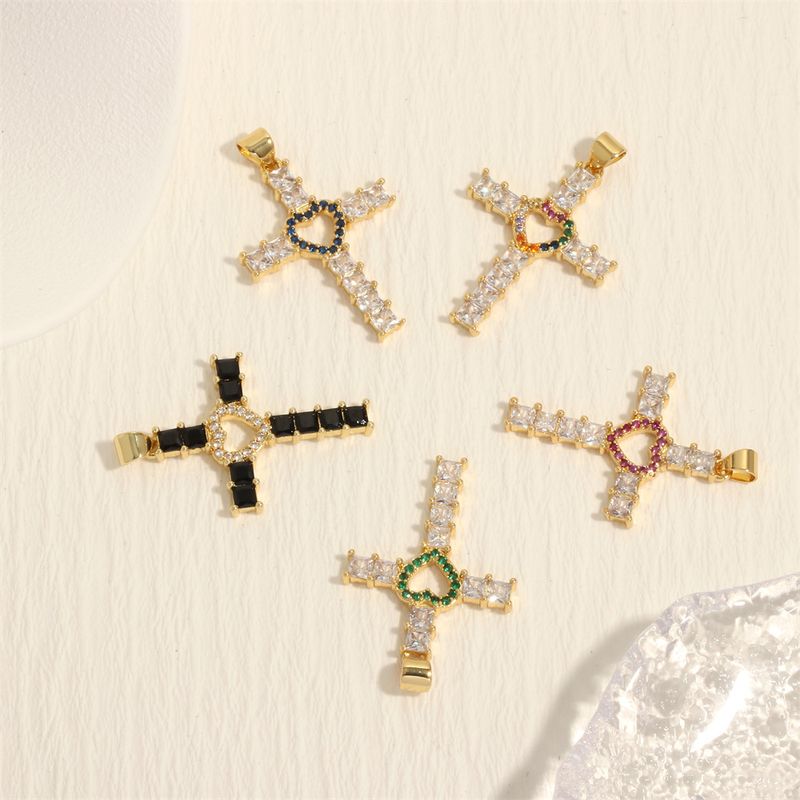 One Piece Dropshipping Creative Micro Inlaid Color Zirconium Cross Hollowed Heart Shape Pendant Diy Color Retention Plated 18K Karat Gold Jewelry Accessories