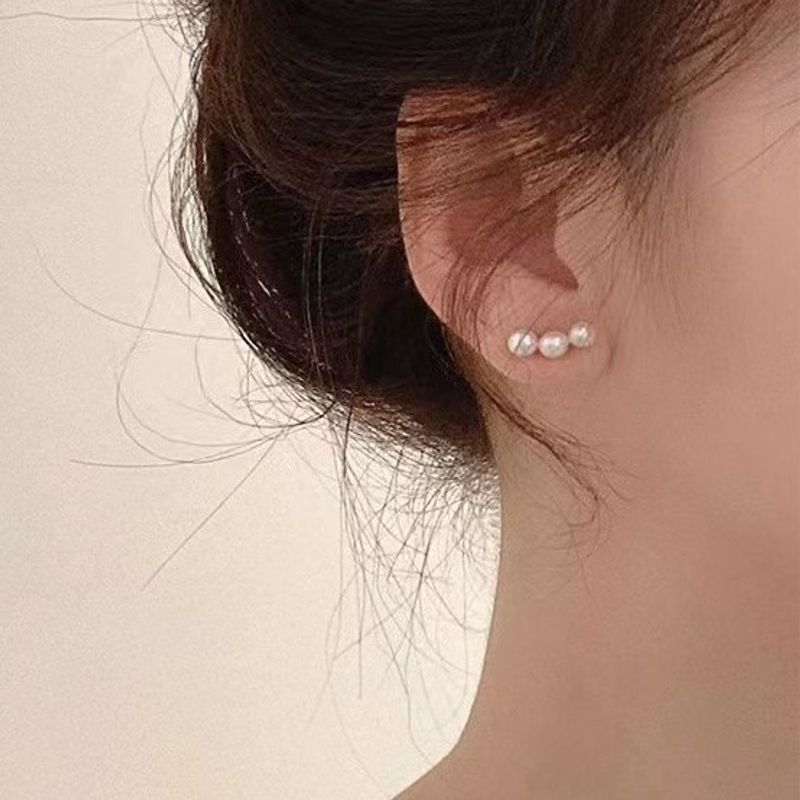 1 Pair Casual Simple Style Solid Color Round Inlay Alloy Pearl Ear Studs