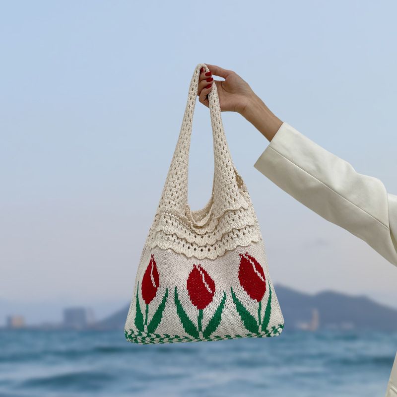 Women's Medium Fabric Flower Vintage Style Vacation Weave Open Handbag