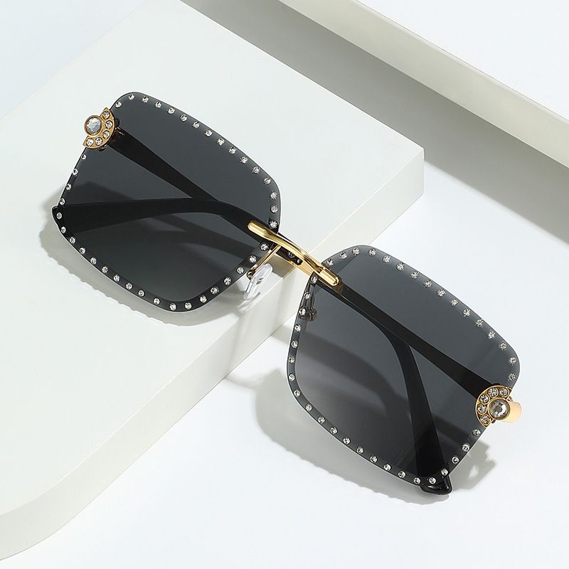 IG Style Gradient Color Diamond Women's Sunglasses