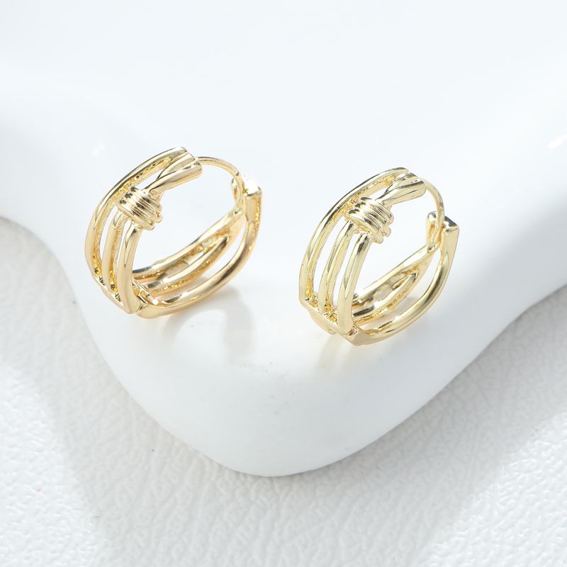 1 Piece Casual Simple Style Solid Color Alloy Earrings