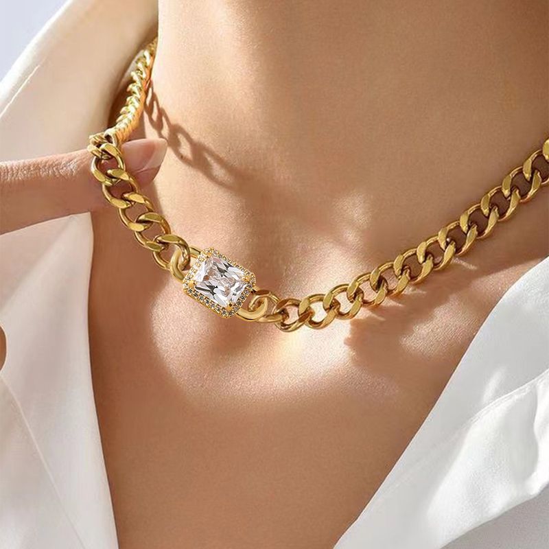 Großhandel Schmuck Einfacher Stil Glänzend Rechteck Eisen Kupfer Zirkon Halskette