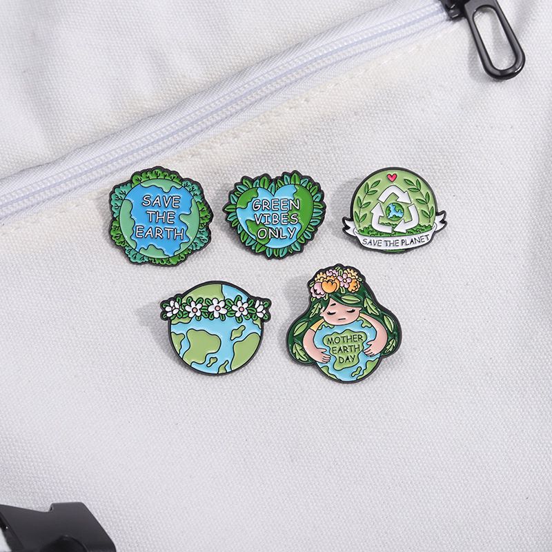 Cartoon Style Cute Earth Letter Plant Alloy Stamping Stoving Varnish Plating Unisex Brooches