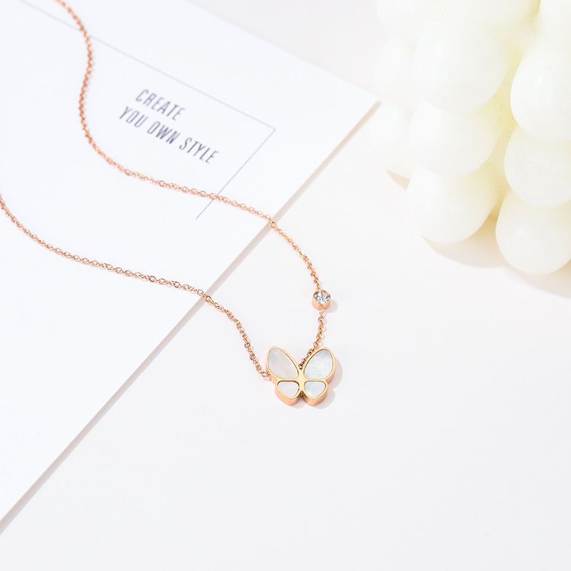 304 Stainless Steel Rose Gold Plated Elegant Sweet Plating Inlay Flower Shell Pendant Necklace