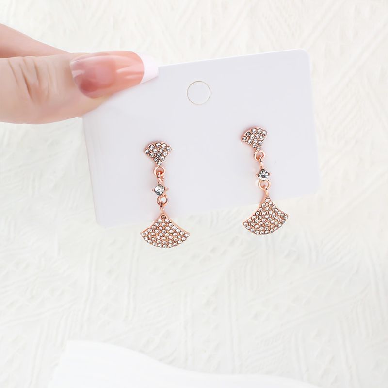 1 Pair Simple Style Classic Style Ginkgo Leaf Plating Inlay Alloy Rhinestones Gold Plated Drop Earrings