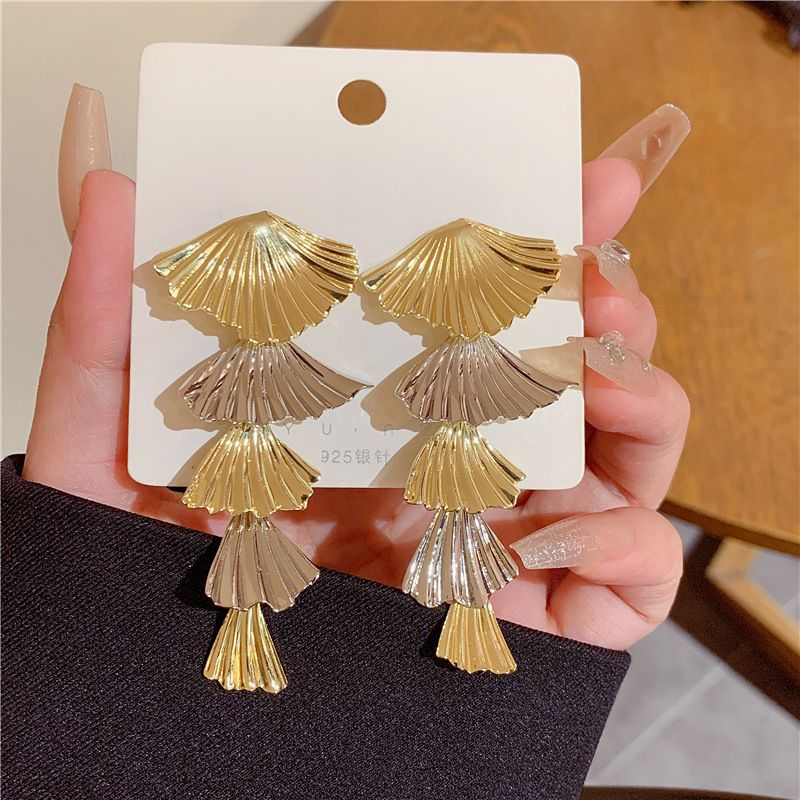 1 Pair Vintage Style Solid Color Alloy Ear Studs