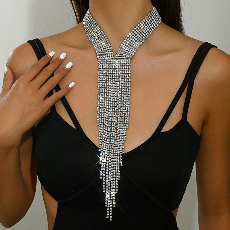 Wholesale Jewelry IG Style Simple Style Shiny Geometric Alloy Rhinestones Plating Inlay Pendant Necklace