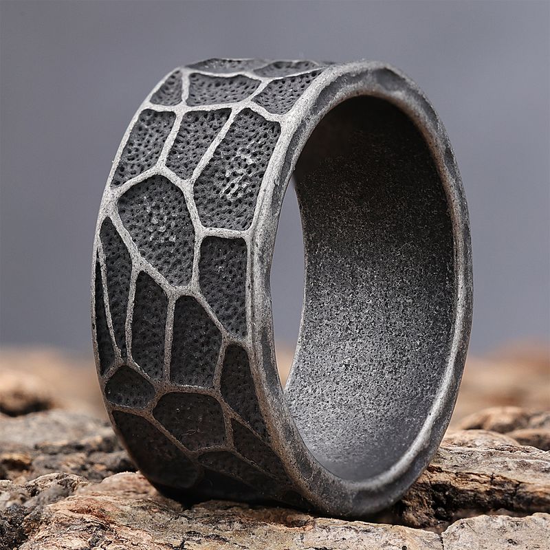 Hip-Hop Streetwear Irregular Solid Color 304 Stainless Steel Carving Men's Rings