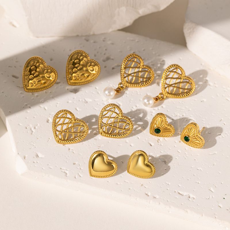 1 Pair Elegant Commute Heart Shape Hollow Out Inlay 304 Stainless Steel Artificial Rhinestones Plastic 18K Gold Plated Ear Studs