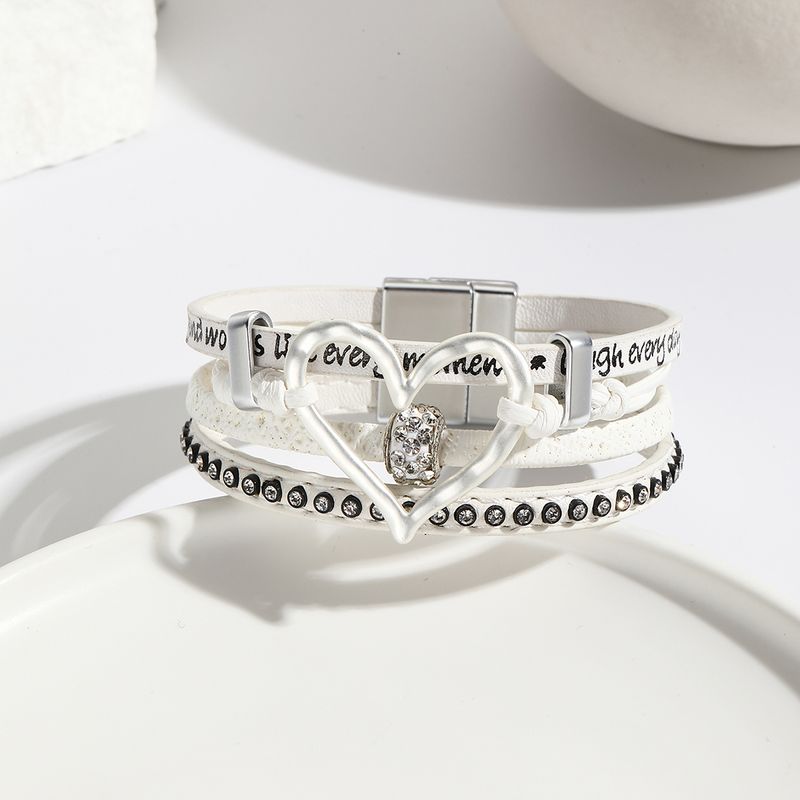 Basic Modern Style Classic Style Heart Shape Pu Leather Inlay Rhinestones Women's Bracelets