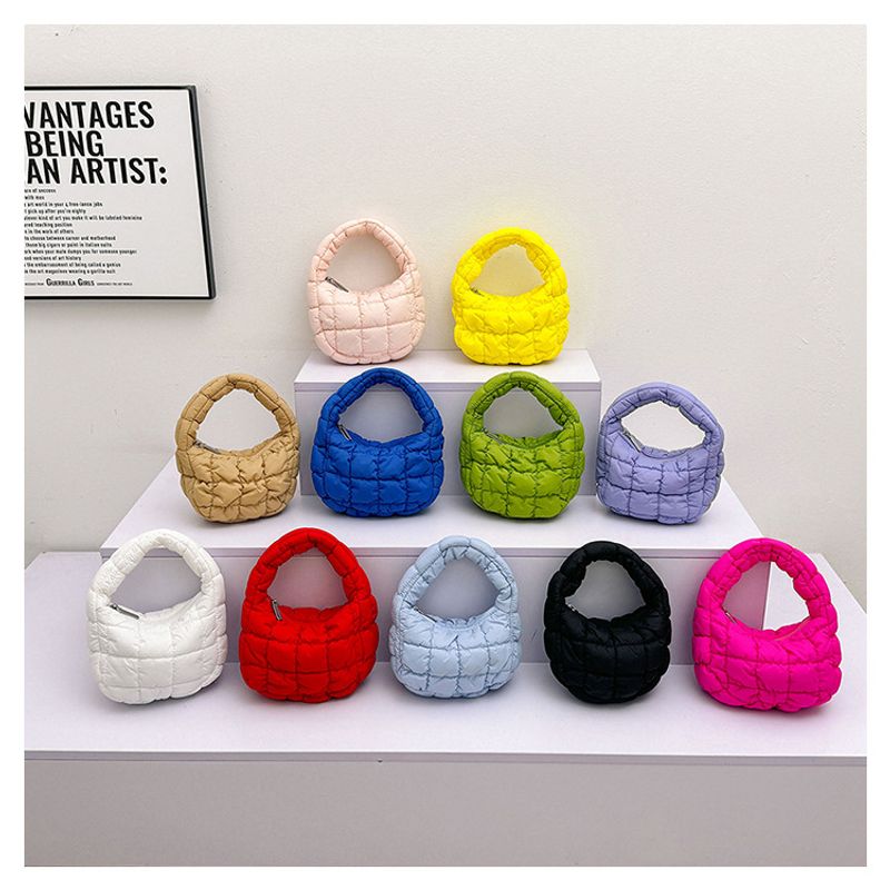 Women's Small Nylon Solid Color Basic Zipper Cloud Shape Bag