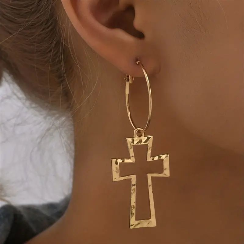 1 Pair Simple Style Classic Style Solid Color Hollow Out Zinc Alloy Drop Earrings