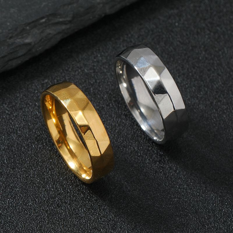 Einfacher Stil Klassischer Stil Einfarbig Edelstahl 304 Überzug Vergoldet Männer Ringe