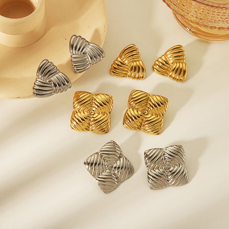 1 Paire Style Vintage Style Classique Triangle Géométrique Bande En Spirale Placage Acier Inoxydable 304 Plaqué Or 18K Boucles D'Oreilles