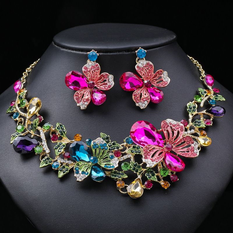 Élégant Glamour Luxueux Fleur Alliage Incruster Strass Femmes Des Boucles D'Oreilles Collier