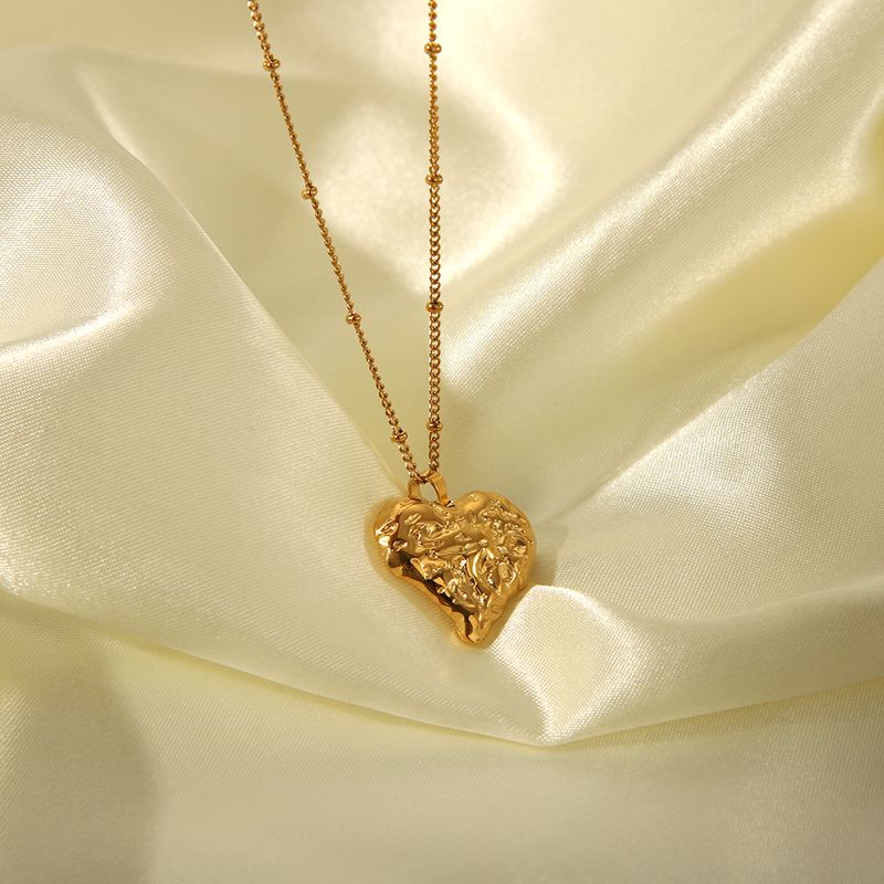 Acero Inoxidable 201 Acero Inoxidable 304 Chapados en oro de 18k Elegante Estilo Simple Corazón Forma De Corazón Collar Colgante