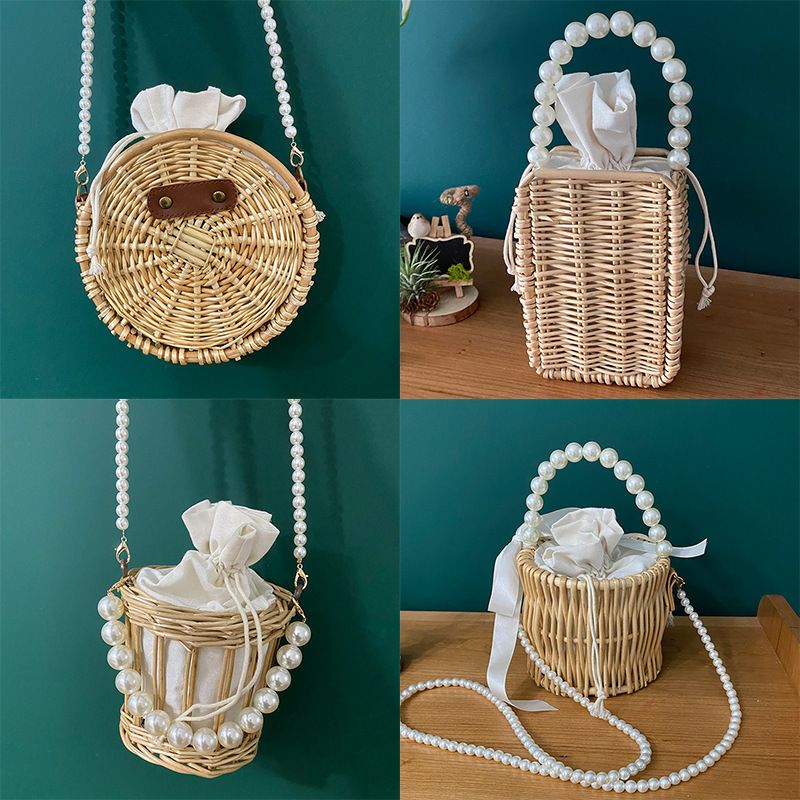 Women's Small Straw Solid Color Vacation Beach Beading Weave String Crossbody Bag