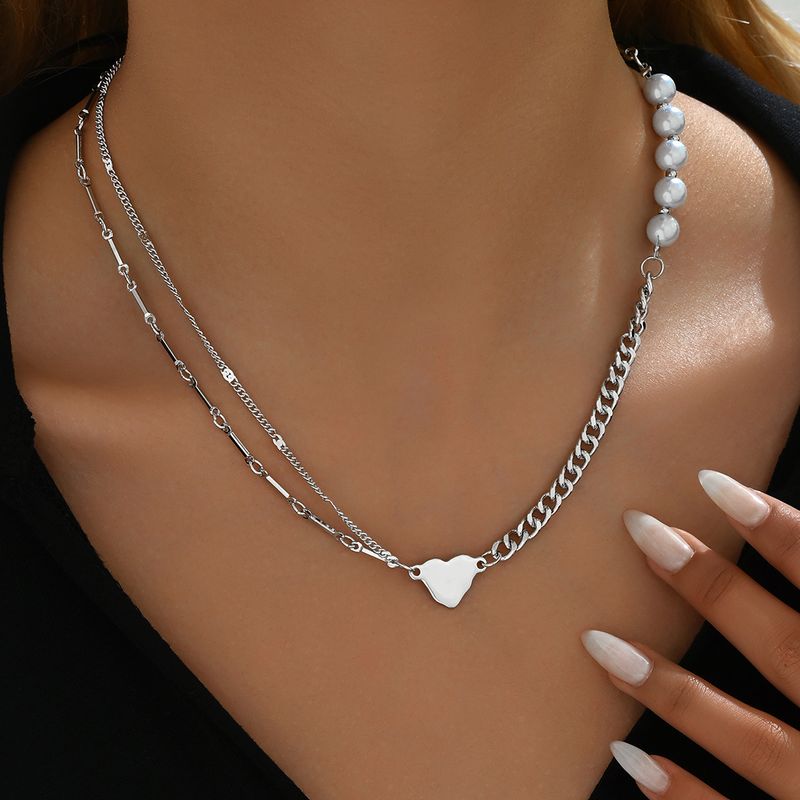 Wholesale Jewelry Basic Modern Style Classic Style Geometric Heart Shape Artificial Pearl Alloy Pendant Necklace