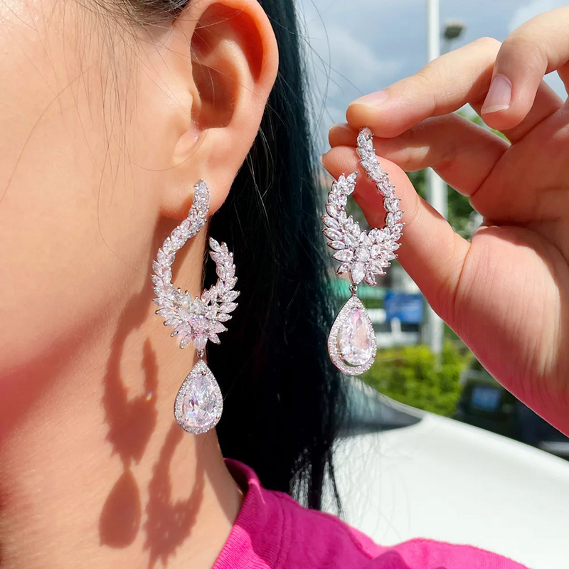 1 Par Elegante Boda Flor Embutido Cobre Circón Blanco Oro Plateado Pendientes De Gota