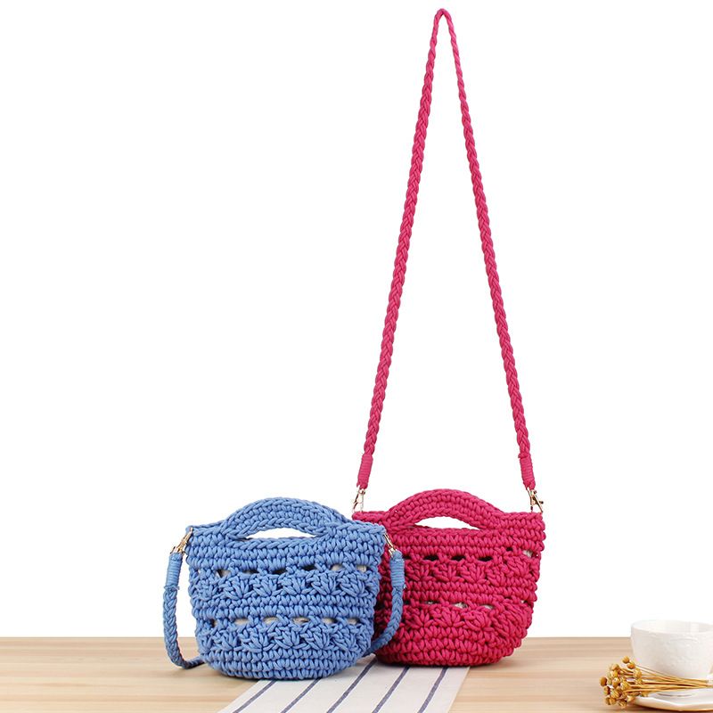 Unisex Small Cotton Rope Solid Color Streetwear Magnetic Buckle Straw Bag