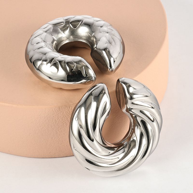1 Piece Modern Style Simple Style Commute Solid Color Polishing 304 Stainless Steel Ear Cuffs