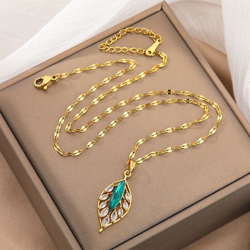 Titanium Steel Copper 18K Gold Plated IG Style Shiny Hollow Out Inlay Leaves Zircon Pendant Necklace