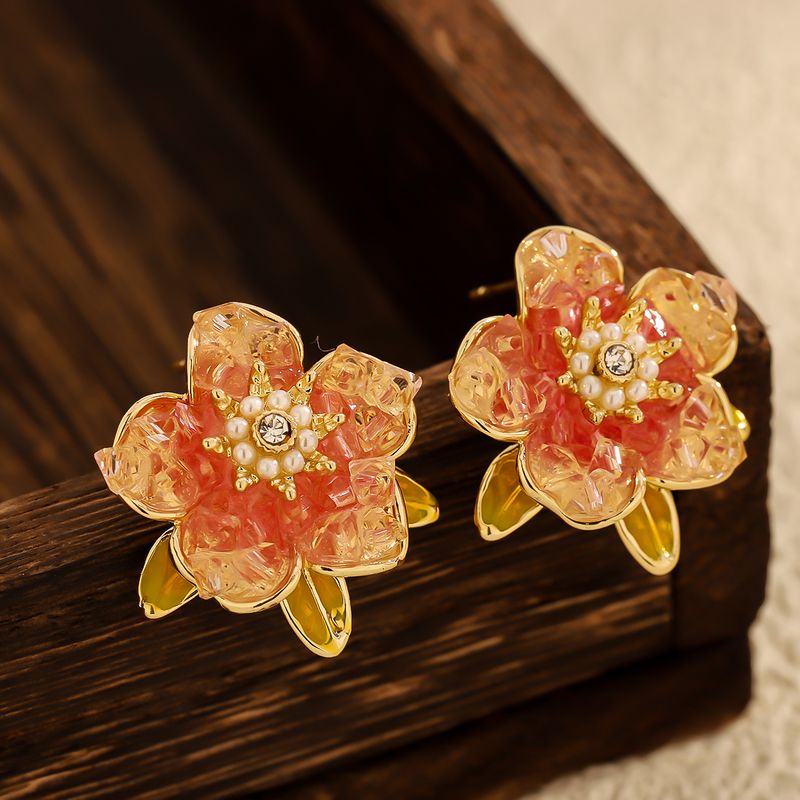 1 Paar Elegant Einfacher Stil Glänzend Blume Überzug Aushöhlen Inlay Kupfer Zirkon 14 Karat Vergoldet Ohrstecker