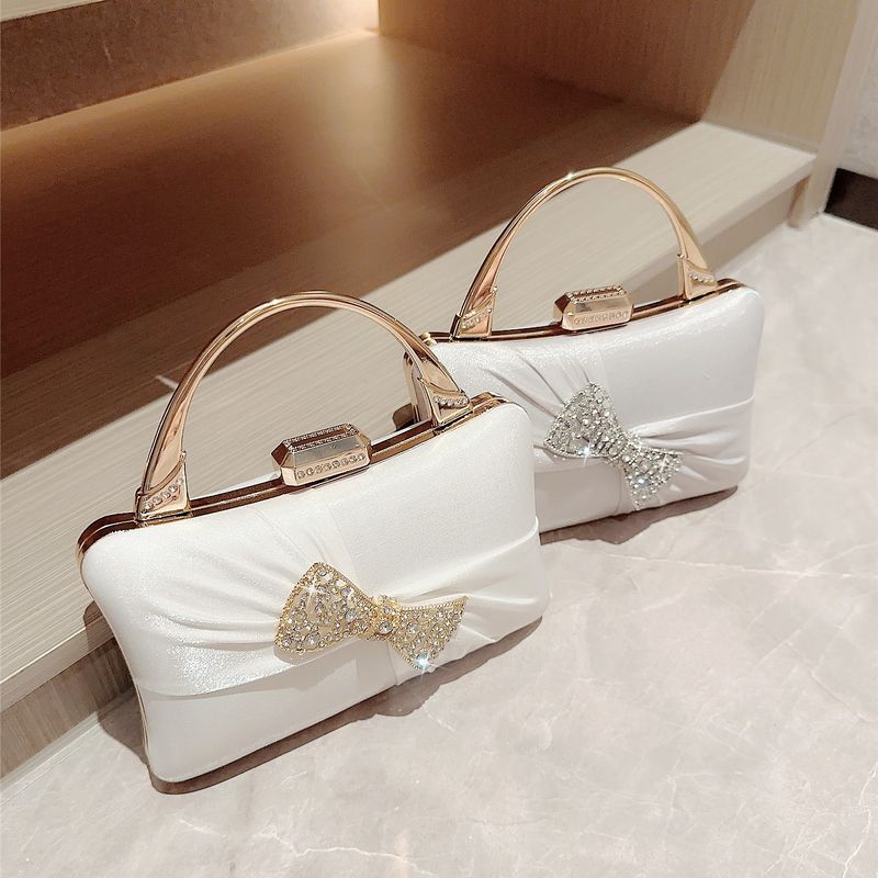 Women's Small Polyester Solid Color Elegant Vintage Style Bowknot Lock Clasp Evening Bag