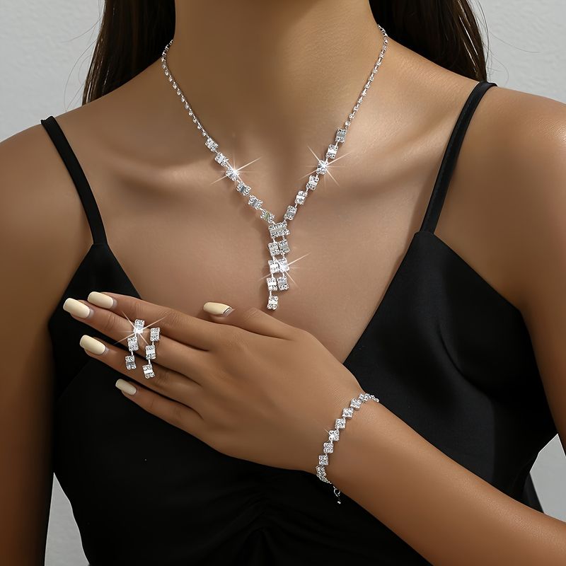 Cobre Blanco Oro Plateado Lujoso Boda Embutido Color Sólido Diamantes De Imitación Conjunto De Joyas