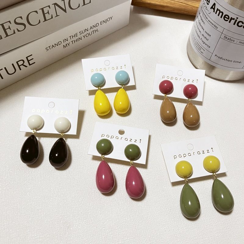 1 Pair Casual Simple Style Round Water Droplets Stoving Varnish Resin Drop Earrings