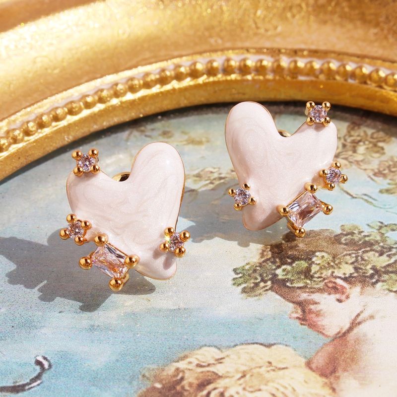 1 Pair Simple Style Classic Style Heart Shape Inlay Brass Rhinestones Ear Studs