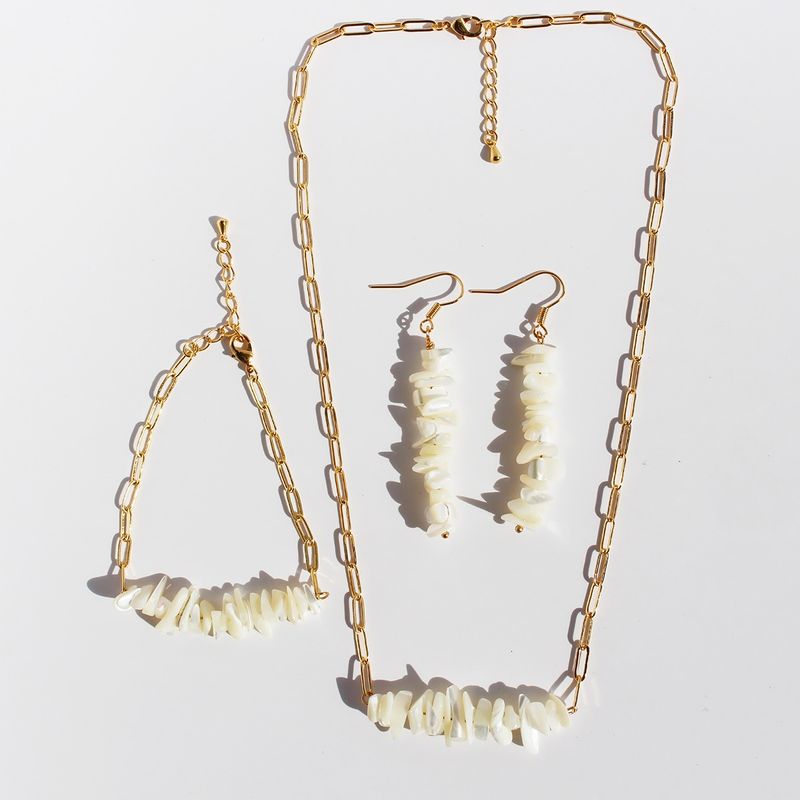 Messing 18 Karat Vergoldet IG-Stil Einfacher Stil Perlen Geometrisch Armbänder Ohrringe Halskette