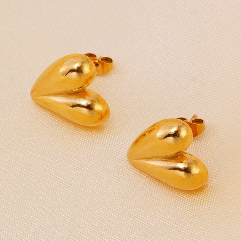 1 Pair Simple Style Classic Style Heart Shape Plating 304 Stainless Steel 18K Gold Plated Ear Studs